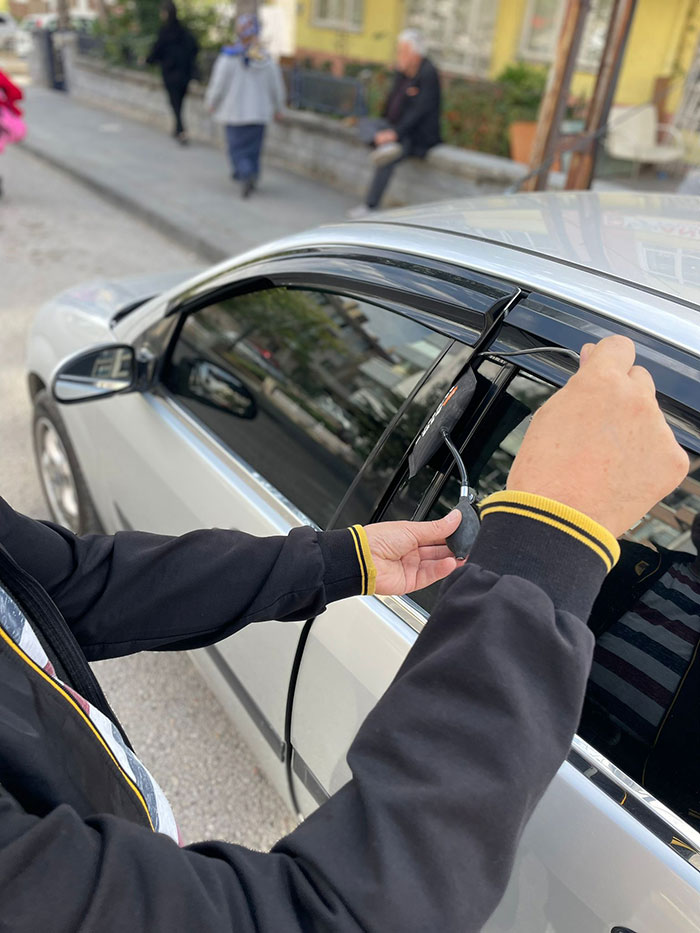 Başçiftlik Oto Kilitçisi